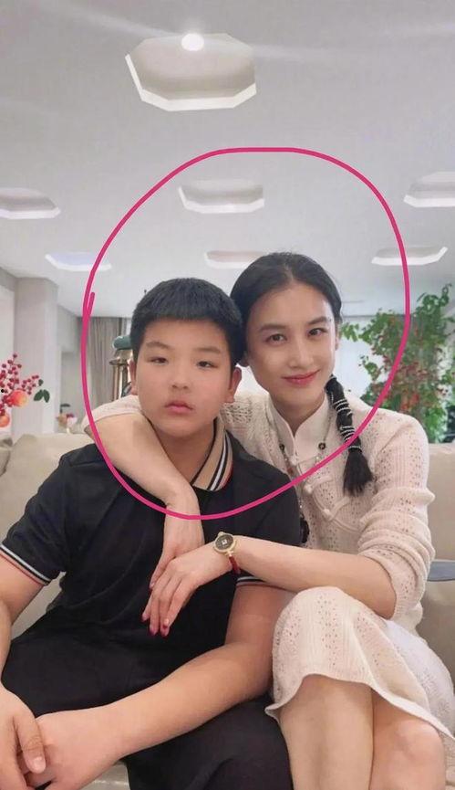 娱乐吃瓜懂事的女朋友,她如何成为懂事的娱乐吃瓜达人? 第2张 娱乐吃瓜懂事的女朋友,她如何成为懂事的娱乐吃瓜达人? 第2张