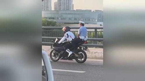 娱乐吃瓜酱交警小熊,交警小熊的娱乐吃瓜日常 第2张 娱乐吃瓜酱交警小熊,交警小熊的娱乐吃瓜日常 第2张