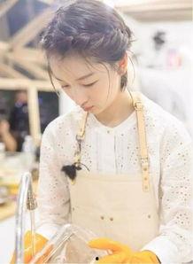 娱乐吃瓜君周冬雨,娱乐圈的“吃瓜”女王，揭秘明星幕后故事  第2张