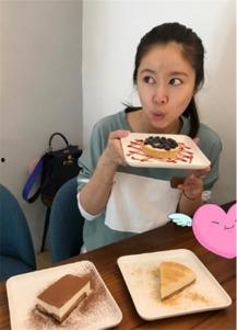 娱乐吃瓜女艺人压力,挑战与成长  第2张