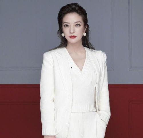 吃瓜星娱乐殷桃,吃瓜星娱乐中的璀璨明星 第3张 吃瓜星娱乐殷桃,吃瓜星娱乐中的璀璨明星 第3张