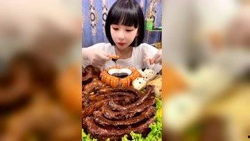 娱乐吃瓜酱中国女人,揭秘中国女性在娱乐界的“吃瓜”现象 第2张 娱乐吃瓜酱中国女人,揭秘中国女性在娱乐界的“吃瓜”现象 第2张