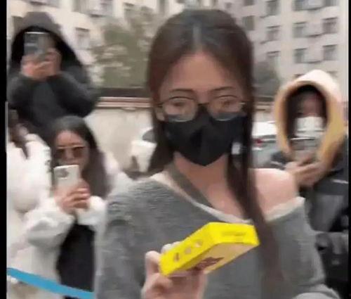 娱乐爆料免费吃瓜视频,娱乐爆料盛宴,轻松畅享娱乐圈风云 第3张 娱乐爆料免费吃瓜视频,娱乐爆料盛宴,轻松畅享娱乐圈风云 第3张