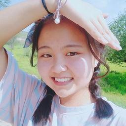 娱乐吃瓜的头像女,揭秘娱乐圈吃瓜群众们的时尚选择!” 第2张 娱乐吃瓜的头像女,揭秘娱乐圈吃瓜群众们的时尚选择!” 第2张