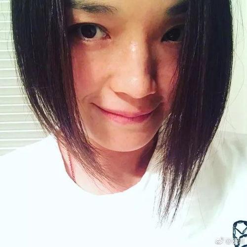 娱乐吃瓜酱剪发视频,解锁新发型,轻松变身时尚达人 第3张 娱乐吃瓜酱剪发视频,解锁新发型,轻松变身时尚达人 第3张