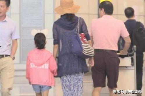 娱乐圈吃瓜基地,揭秘“吃瓜基地”背后的真相与八卦 第1张 娱乐圈吃瓜基地,揭秘“吃瓜基地”背后的真相与八卦 第1张