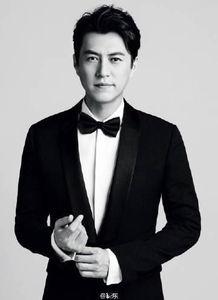 吃瓜娱乐圈男  第1张