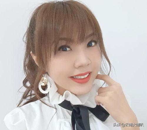 娱乐吃瓜女艺人资源,揭秘吃瓜女艺人背后的资源与影响力 第3张 娱乐吃瓜女艺人资源,揭秘吃瓜女艺人背后的资源与影响力 第3张